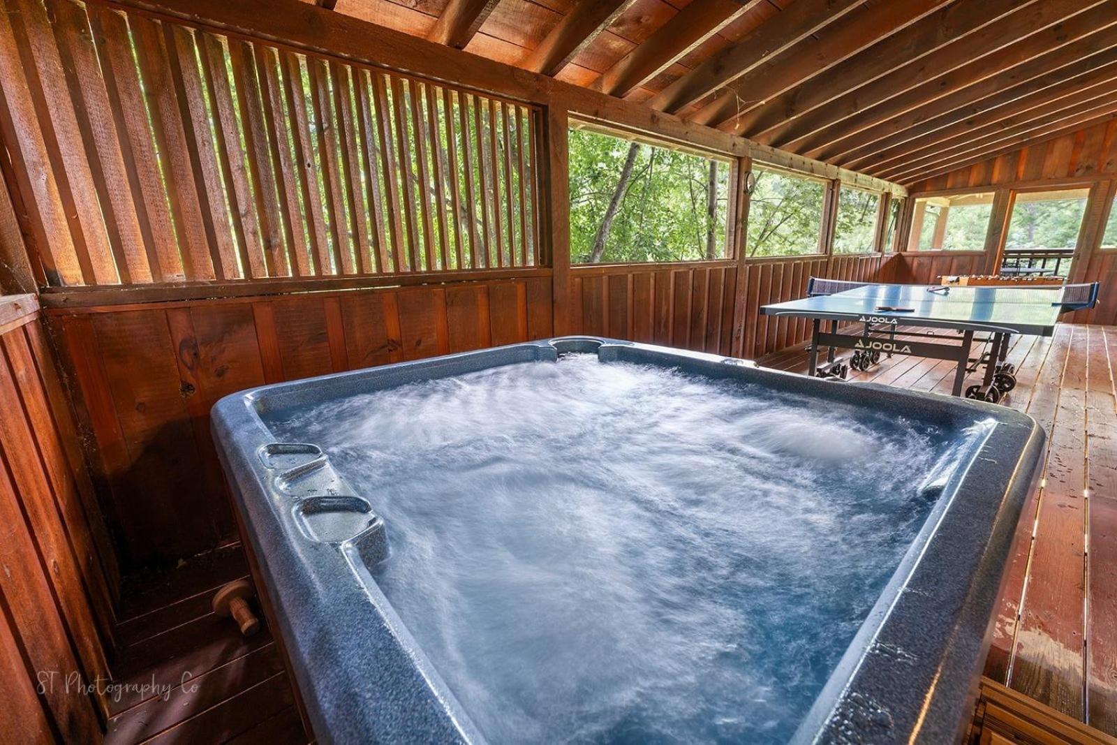 Hibernation Station Cabin Sevierville Eksteriør bilde